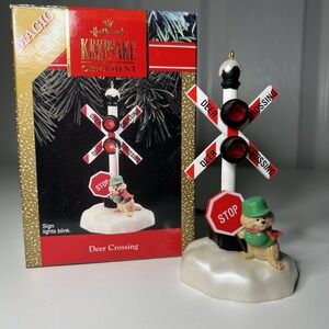 1990 Hallmark Keepsake‎ Christmas Ornament Deer Crossing Sign Blinking Lights